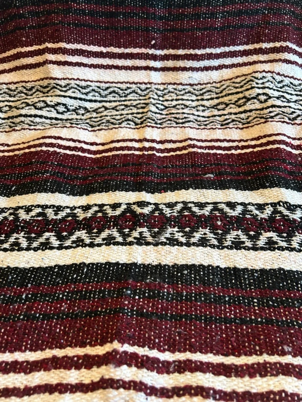 EARTH RAGZ NWT Mexican Blanket ~ Maroon,Black and white